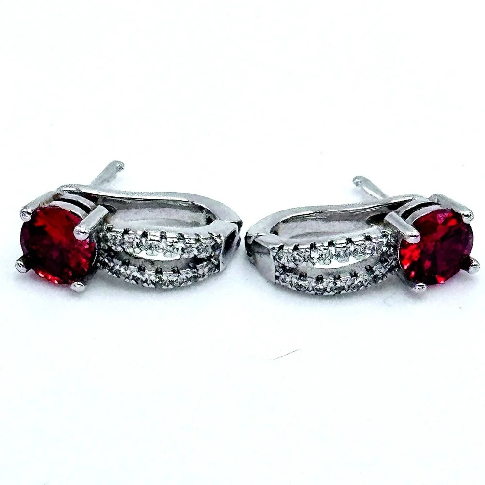 Vintage Silver Tone Red Stone Earrings Set Stud & Huggie Style‎ Crystal Sparkle